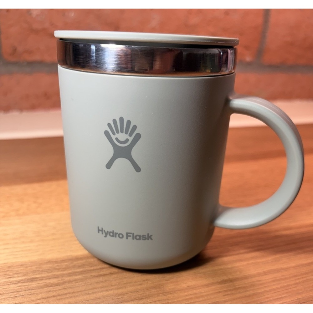 Hydroflask 12 Oz Stainless Steel Coffee Mug/ With Lid/ New Out Of Box Light Blue